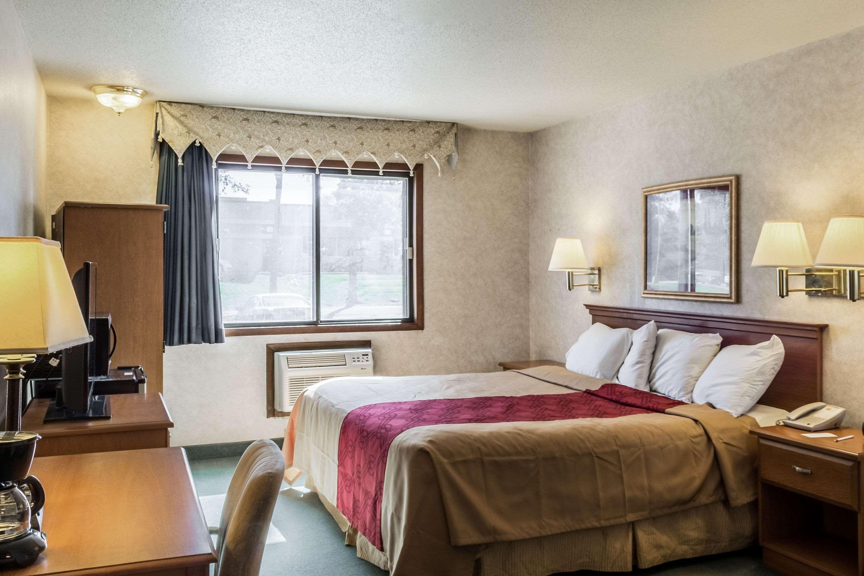 Econo Lodge North Sioux Falls Exterior foto